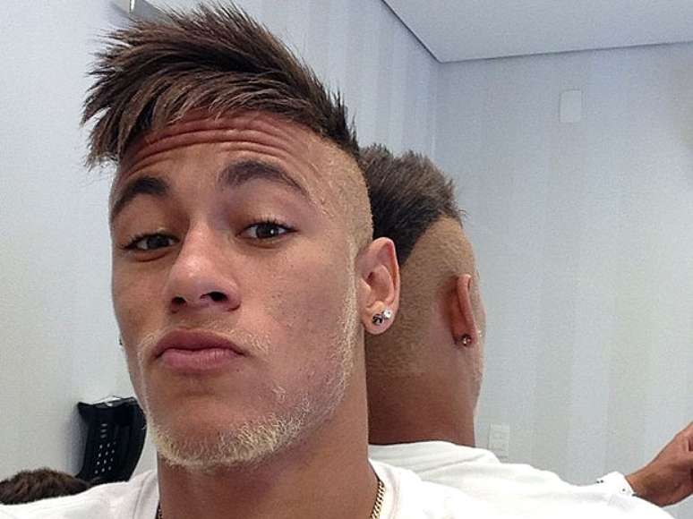 Neymar deu a entender que o novo visual n&atilde;u vai durar muito tempo