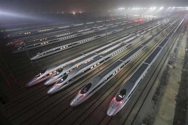 A China inaugurou nesta quarta-feira a linha de trem mais rápida do mundo ligando Pequim à metrópole de Guangzhou no sul do país. REUTERS.