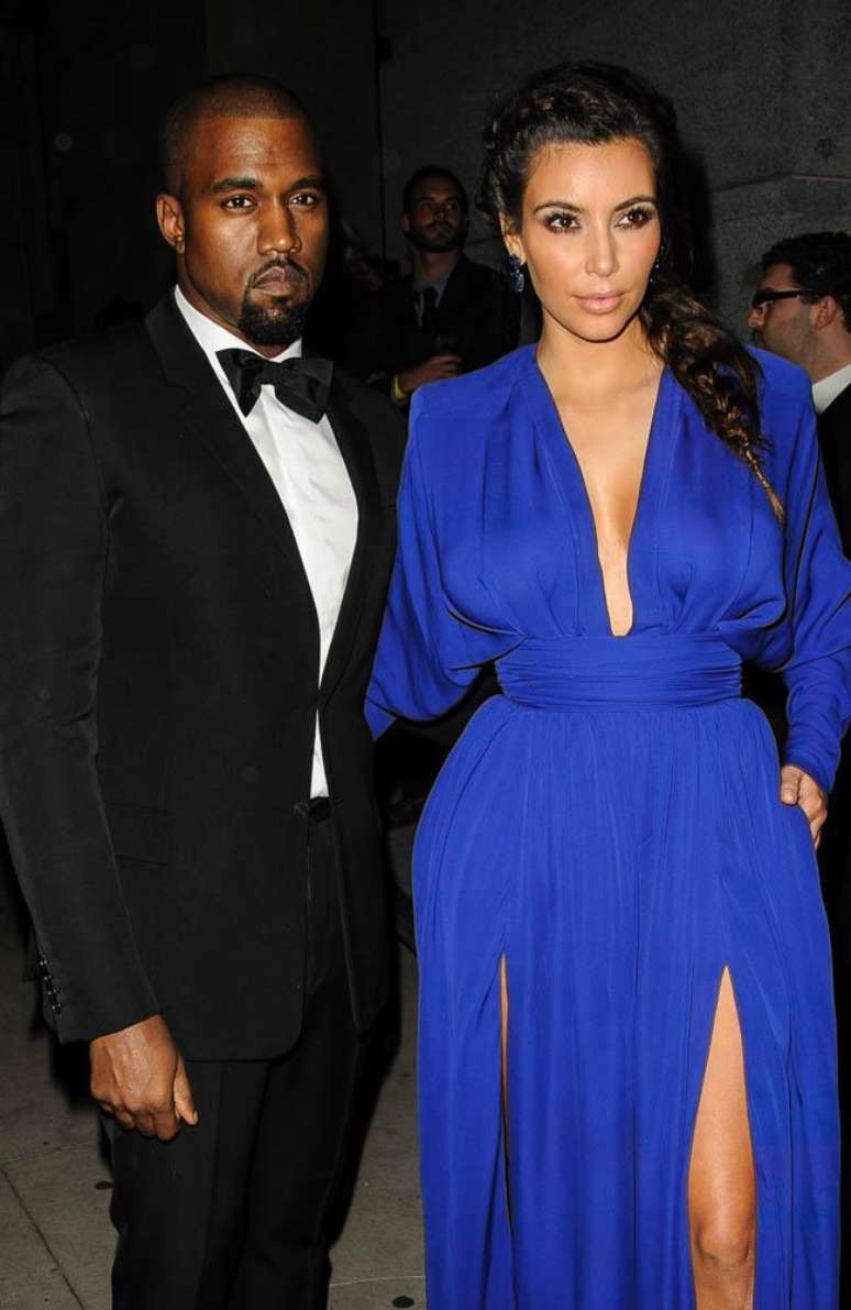 Kanye West anunciou a gravidez da namorada durante um show