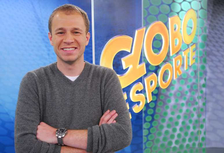 Tiago Leifert é apresentador do Globo Esporte
