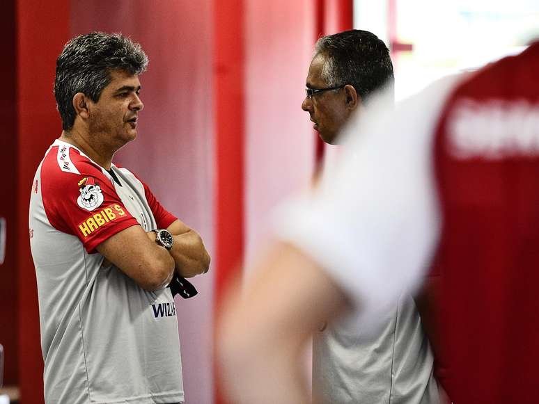 Sem Lucas, Ney Franco tem tido incertezas na hora de escalar o time