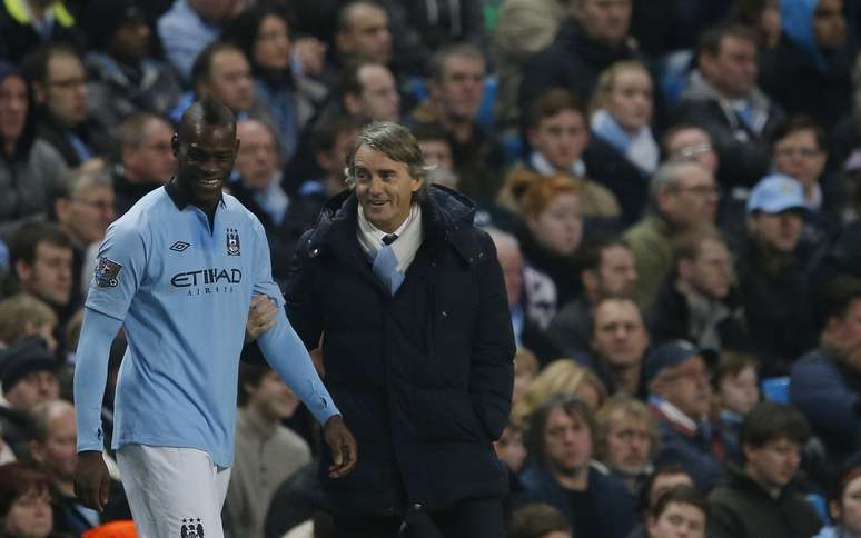 Balotelli já entrou em desavenças com técnico do Manchester City, Roberto Mancini