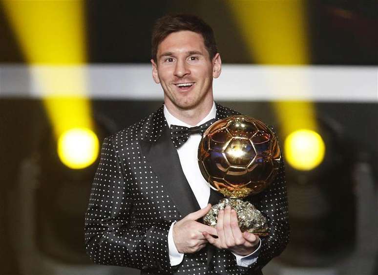 Messi foi aplaudido de pé em Zurique após conquistar a quarta Bola de Ouro