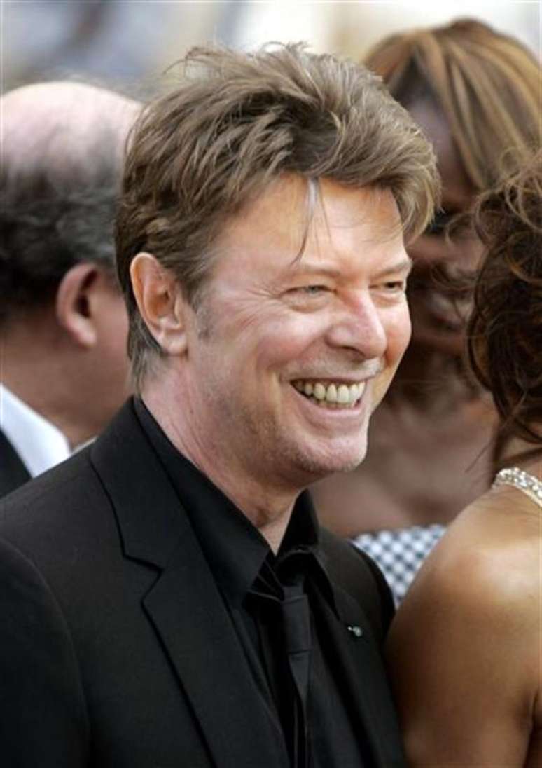 O museu Victoria e Albert de Londres abre em março a mostra&nbsp;<em>David Bowie Is</em>