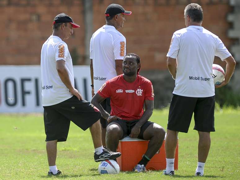 Love deixou o Flamengo no final da última semana