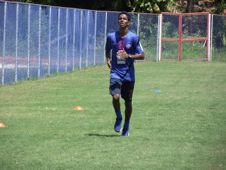 Formado no Bahia, Gabriel é o segundo nome a chegar ao Flamengo em 2013; primeiro será o volante Elias