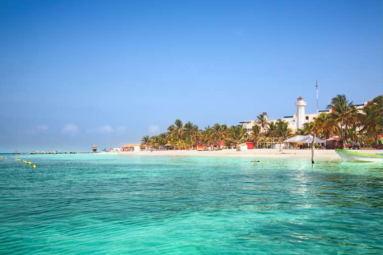 Município banhado pelo mar do Caribe tem 7 km de comprimento e 650 metros de largura