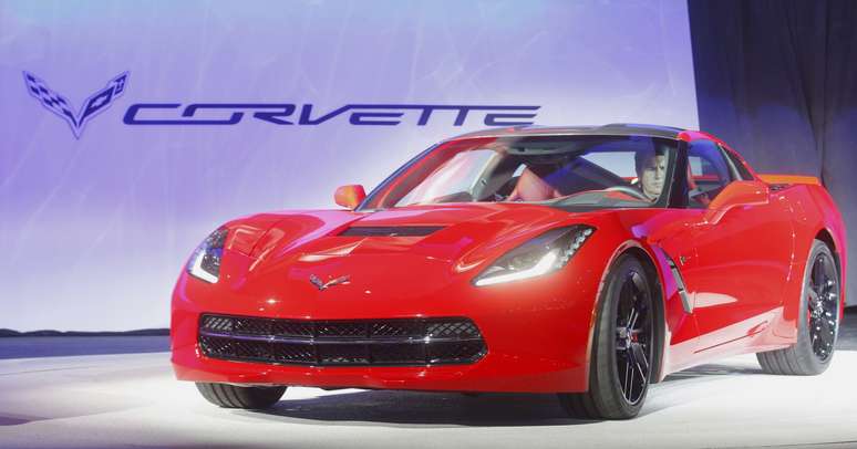 O Corvette Stingray foi apresentado no salão de Detroit