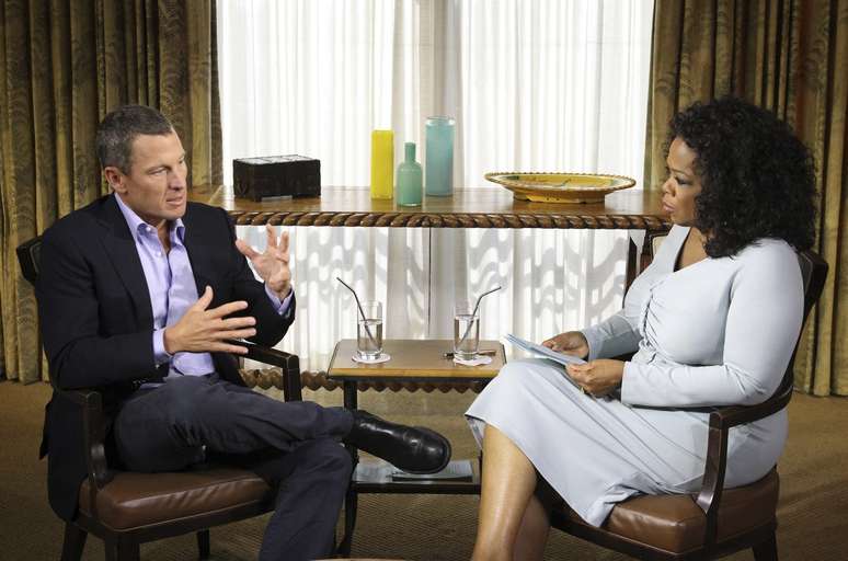 <p>Armstrong confessou uso de doping em entrevista a Oprah Winfrey</p>