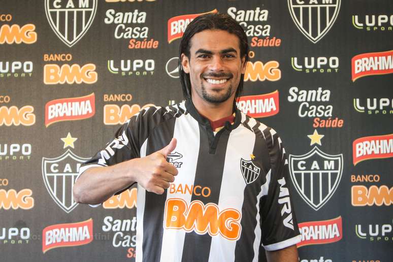 Araújo vestiu a camisa do Atlético-MG nesta quarta-feira