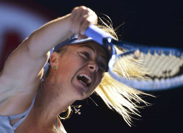 Sharapova não teve dificuldades para vencer e avançar à semifinal do Aberto da Austrália