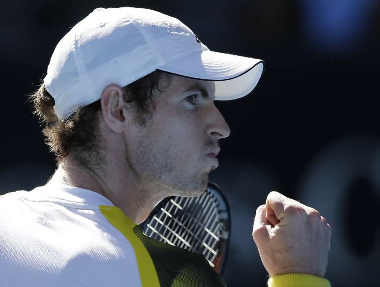 Murray não teve problemas para confirmar o favoritismo e avançar à semifinal