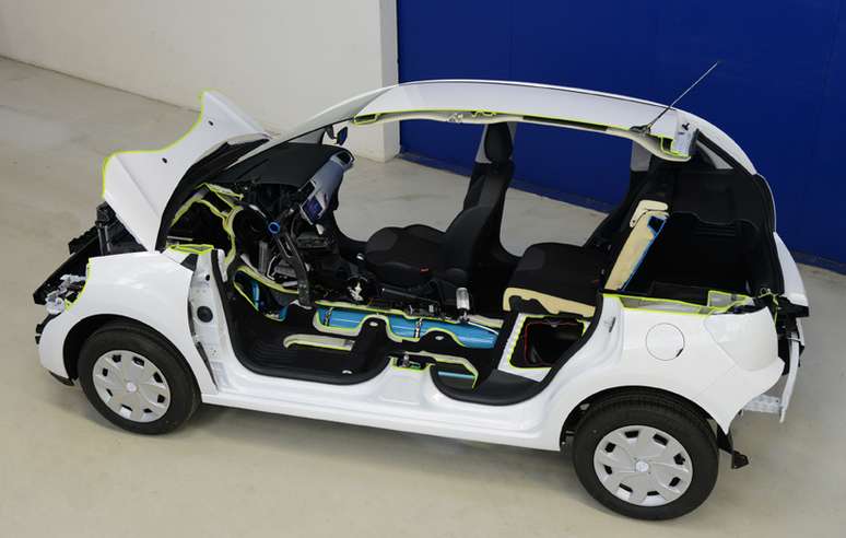 PSA Peugeot-Citroën desenvolve carro híbrido com motor movido a ar comprimido
