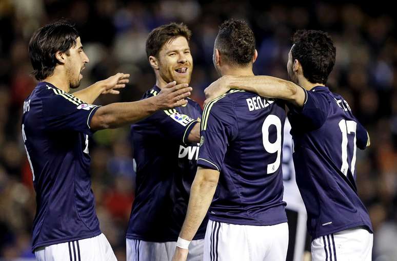 Real Madrid garantiu vaga nas semifinais da Copa do Rei 2012/2013 ao empatar por 1 a 1 com o Valencia no Estádio Mestalla