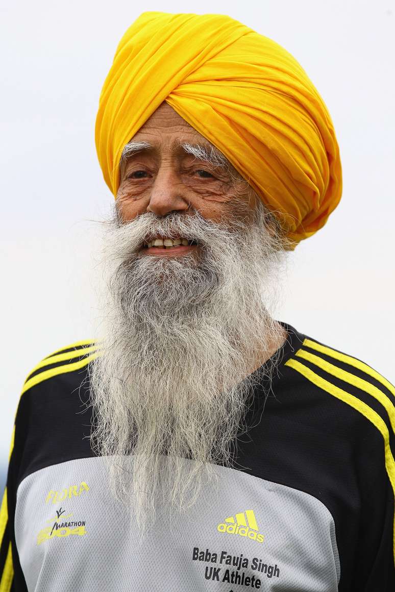 Fauja Singh, corredor de 101 anos, vai se aposentar