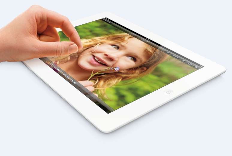 Novo iPad também é um modelo com a tecnologia retina, mas com o dobro do armazenamento