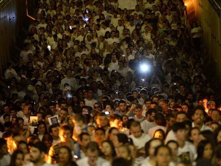 A prefeitura da cidade decretou luto oficial de 30 dias e anunciou a contratação imediata de psicólogos e psiquiatras para acompanhar as famílias das vítimas