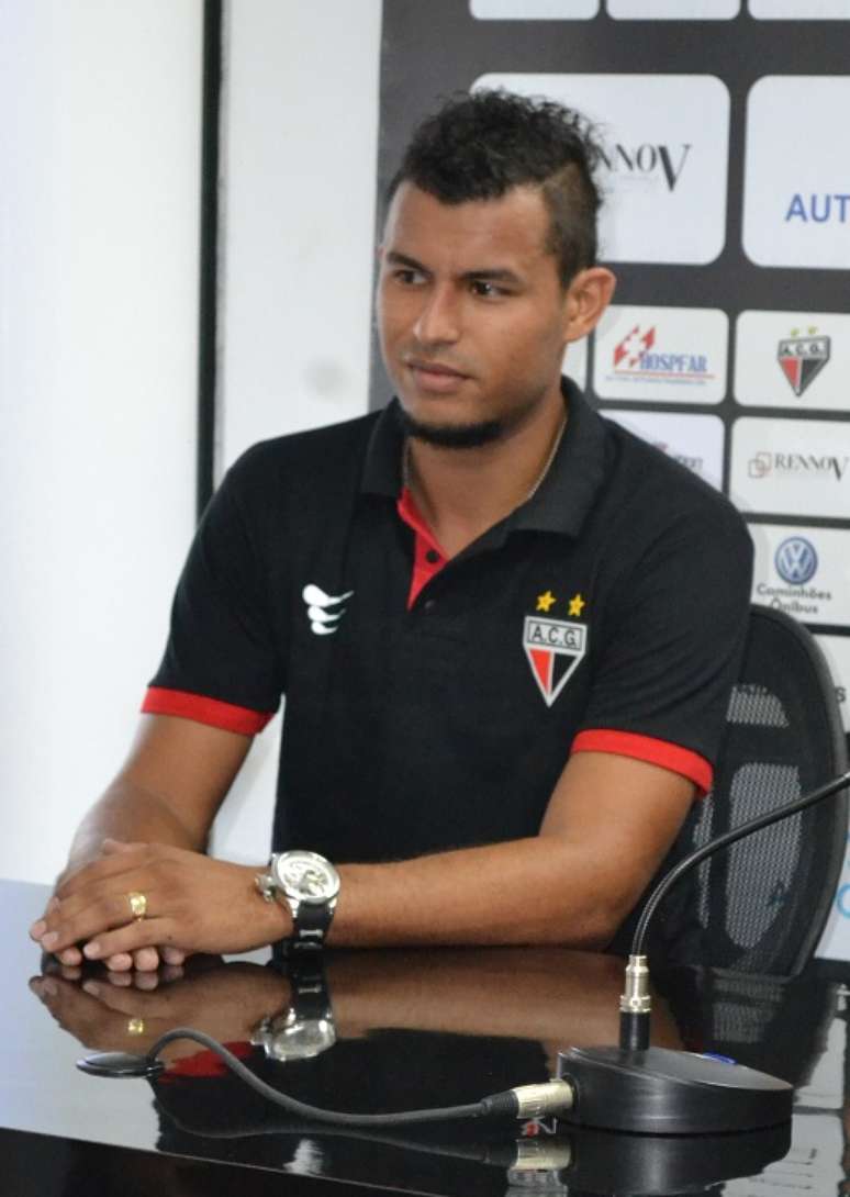 <p>Ricardo Jesus chegou em janeiro ao Atlético-GO</p>