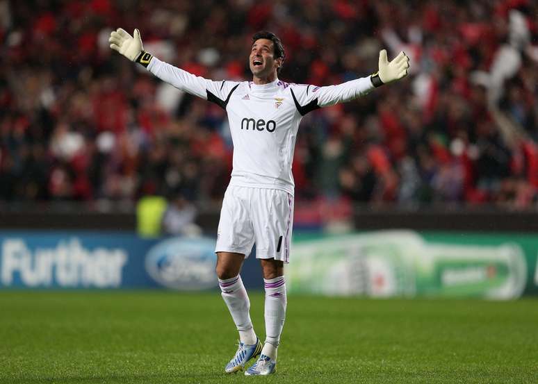 Goleiro brasileiro Artur passa por um bom momento na meta do Benfica