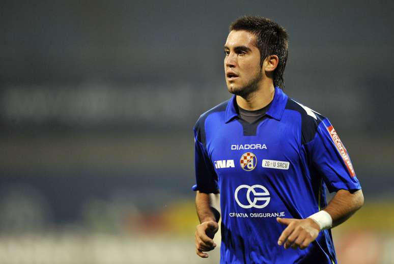 Emprestado à Universidad do Chile em 2012, Pedro Morales pertencia ao Dinamo Zagreb
