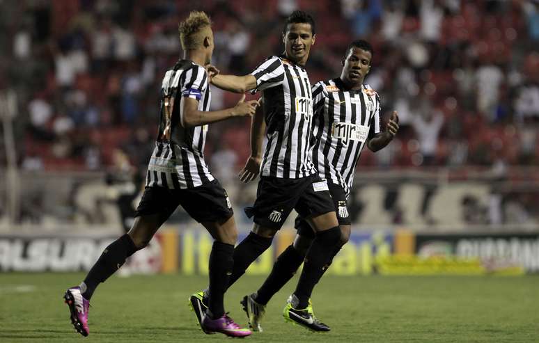 Recém-contratado, Cícero fez seu terceiro gol com a camisa do Santos