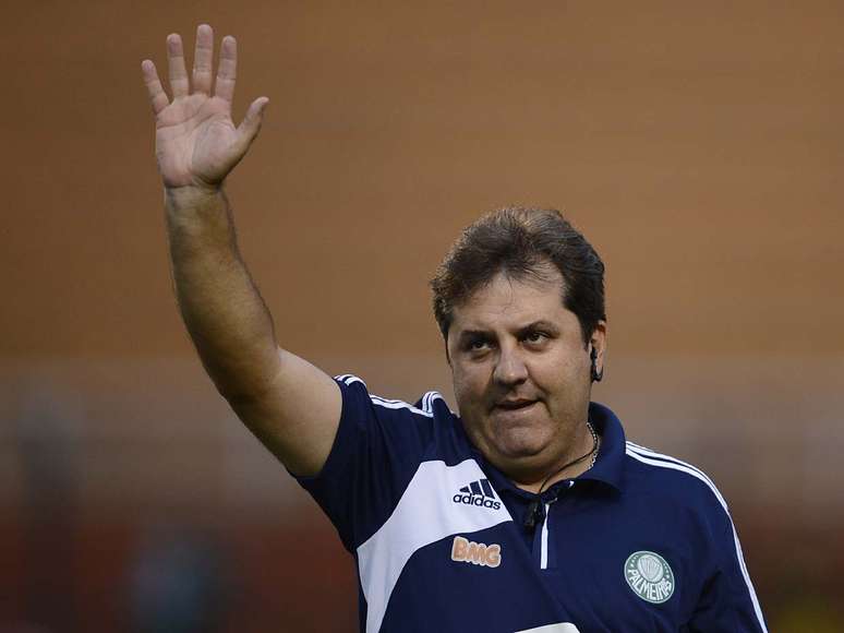 Gilson Kleina cogita escalar reservas contra Corinthians<br /><br />