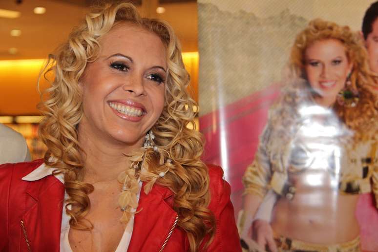 <p>Cantora Joelma comentou sobre declaração a respeito dos gays</p>