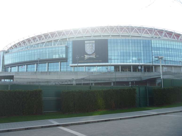 Wembley marcou ponto negativo com Mano; Felipão espera melhor sorte no estádio