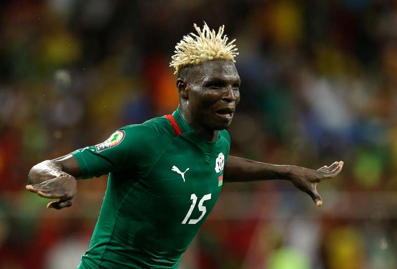 <p>Longe de ser favorita, Burkina Faso chegou à final da Copa Africana e perdeu da Nigéria</p>