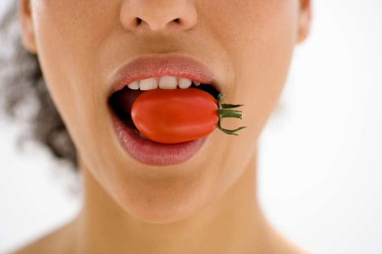 <p>Tomate reduz em 26% risco de doenças cardíacas</p>