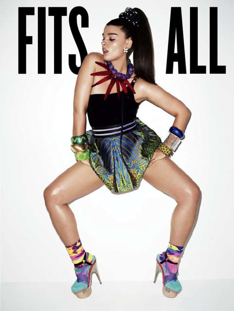 <p>Em 2010, Crystal Renn foi fotografada por Terry Richardson para capa da revista V, em edição que celebrava todos os tipos de corpos</p>