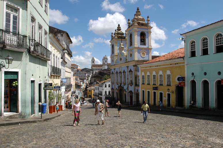 <p>Pelourinho é um dos dez pontos turísticos que os passageiros de cruzeiros podem conhecer em uma escala em Salvador</p>