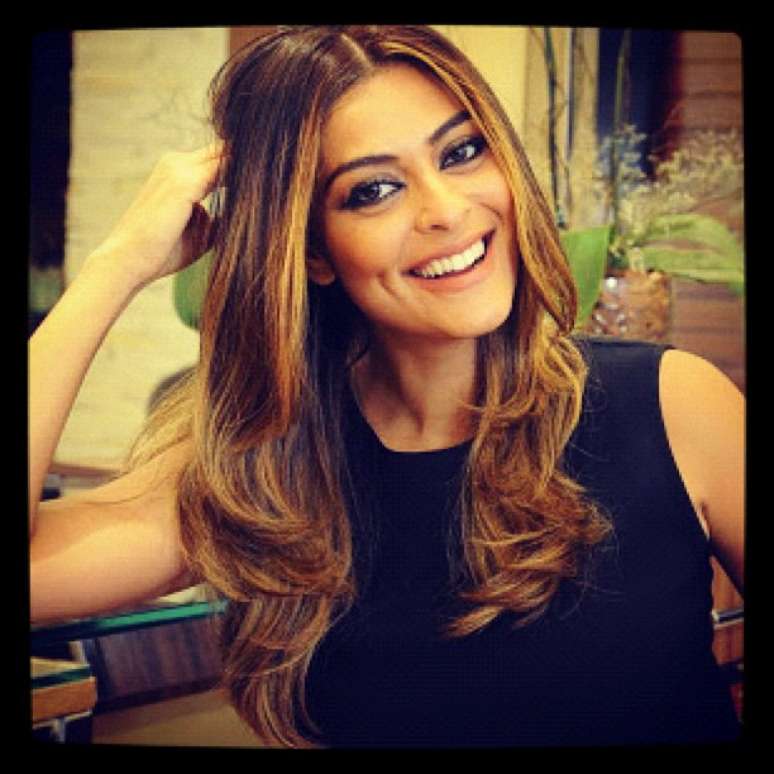 <p>Juliana Paes usou sua conta no Instagram para mostrar o novo look e alertar as futuras mam&atilde;es sobre a import&acirc;ncia dos produtos certos durante a gesta&ccedil;&atilde;o</p>