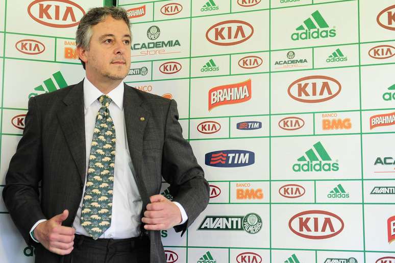 <p>Presidente do Palmeiras, Paulo Nobre comemorou mudança na tabela da Libertadores</p>
