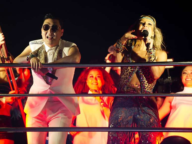 <p>Psy aproveita o Carnaval na companhia de Claudia Leitte</p>