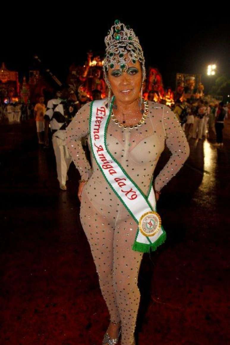 Rita Cadilac na concentra&ccedil;&atilde;o da X-9 Paulistana