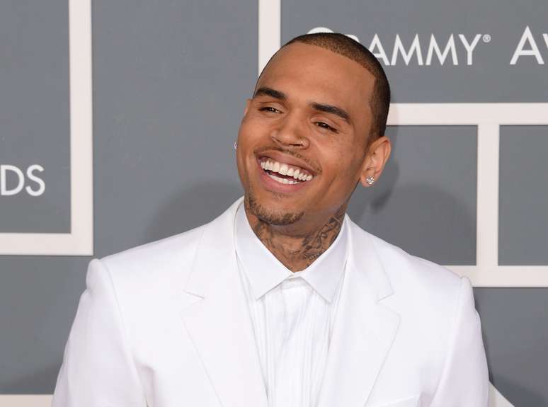 <p>Chris Brown tem recebido ligações telefônicas com ameaças</p>