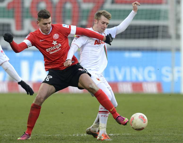 <p>O Mainz não saiu do empate por 1 a 1 no campo do penúltimo colocado Augsburg</p>