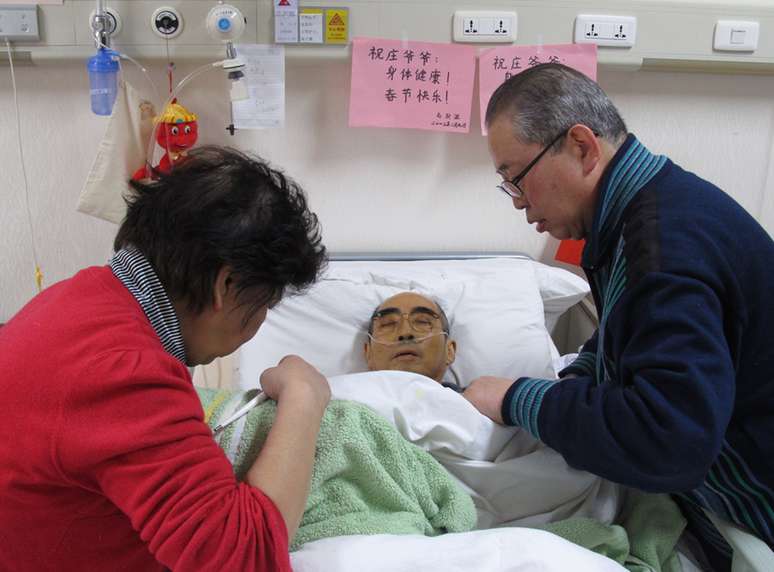 <p>Zhuang Zedong morreu aos 72 anos, após travar batalha contra o câncer</p>