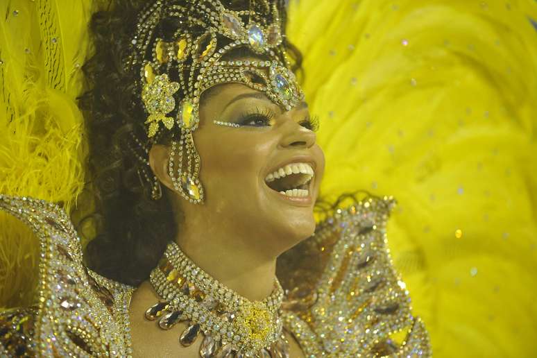 Juliana Alves, rainha da bateria, durante o desfile da Unidos da Tijuca na Sapucaí