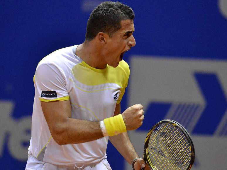 <p>Em primeiro torneio acompanhado por Ferrero, Almagro foi eliminado por Nalbandian nas quartas de final do Brasil Open de 2013</p>