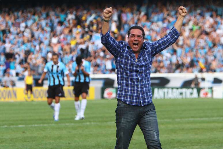 <p>Com Luxemburgo, Gr&ecirc;mio hoje tem uma das tr&ecirc;s maiores folhas salariais do Brasil</p>