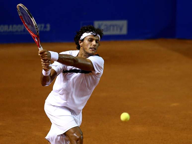 <p>Também nas oitavas foi eliminado João Souza, o Feijão, pelo espanhol Rafael Nadal</p>