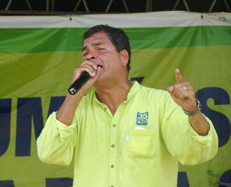 <p>O atual presidente, Rafael Correa, candidato pelo movimento Alianza País</p>