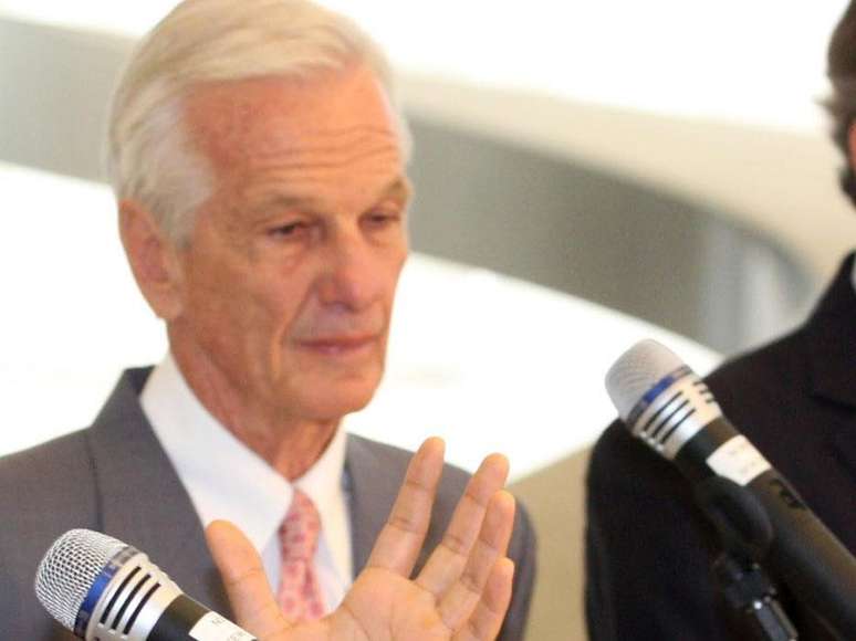 O brasileiro &eacute; s&oacute;cio da cervejaria AB Inbev, do Burguer King e da marca de catchup Heinz