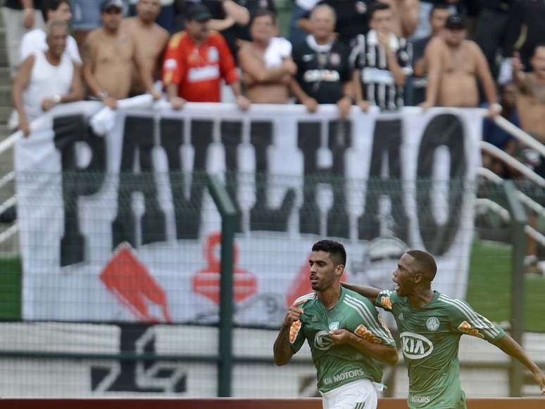 <p>Palmeiras se diz unido para superar dificuldades em 2013</p>