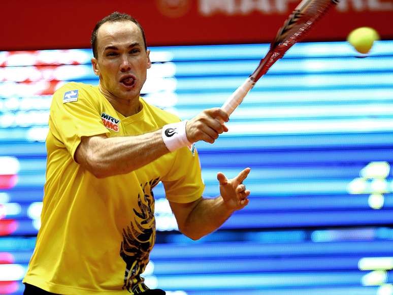<p>Camisa amarela foi uma das "responsáveis" pelo título de Bruno Soares no Brasil Open</p>