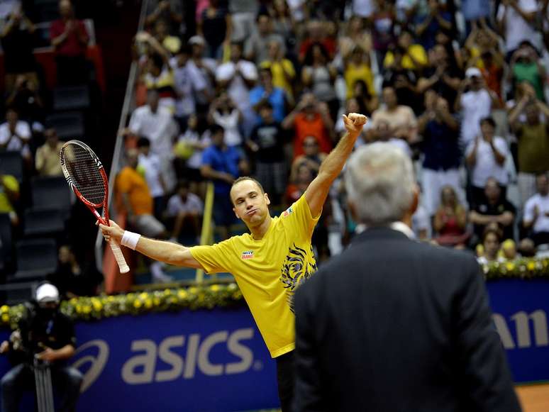 <p>Ao lado do parceiro austr&iacute;aco Alexander Peya, Bruno Soares garantiu o tricampeonato in&eacute;dito do Brasil Open</p>