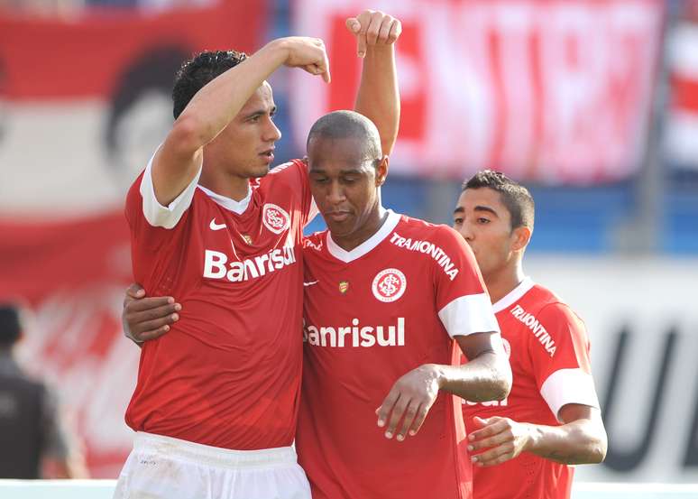 <p>Leandro Damião é uma das esperanças de gols do time colorado</p>