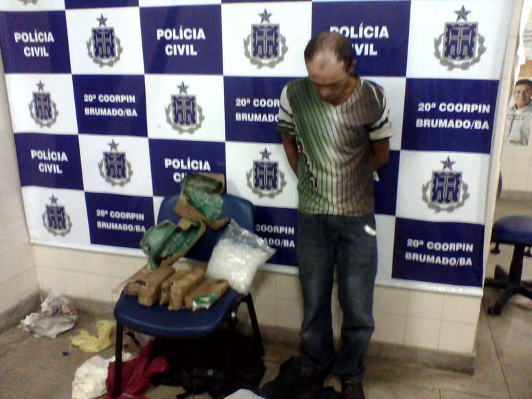 Homem foi preso ao desembarcar na rodoviária de Brumado, no sudoeste da Bahia